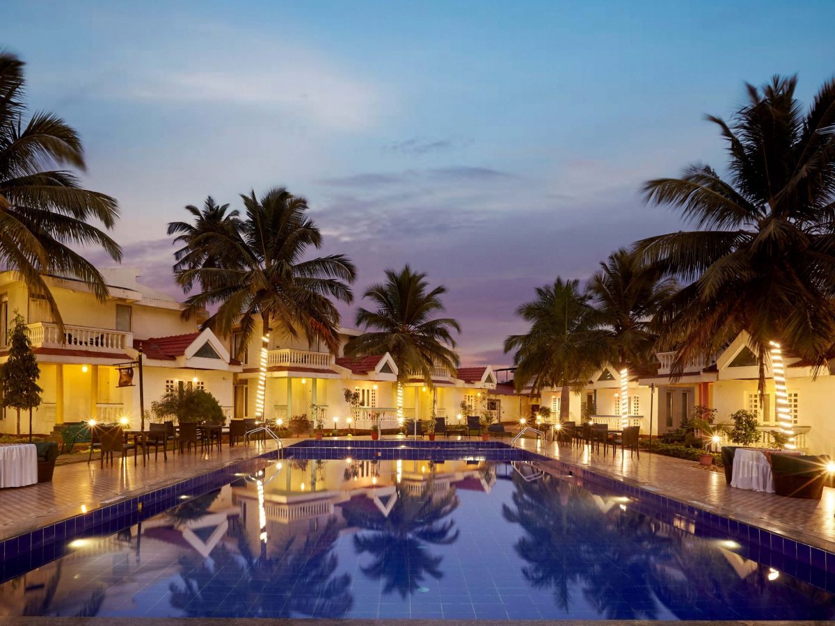 LEGTCRSy-Country-Inn-Tarika-Goa-Varca-Beach-1200x900